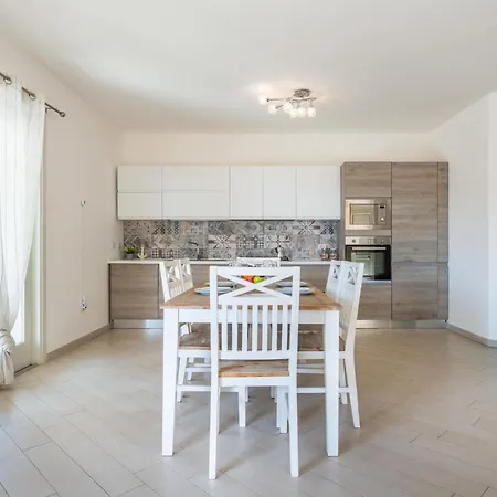 Apartamento Via Del Mare By Interhome *
